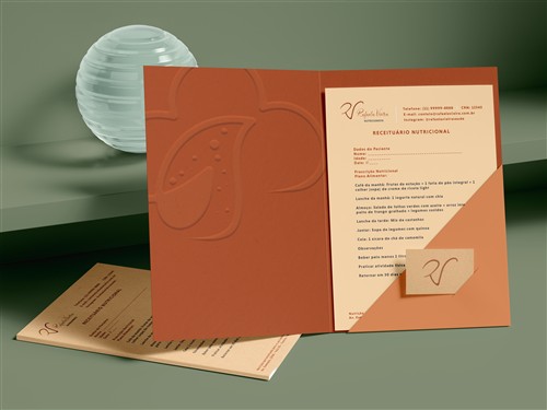Mockup Pasta e Cartão